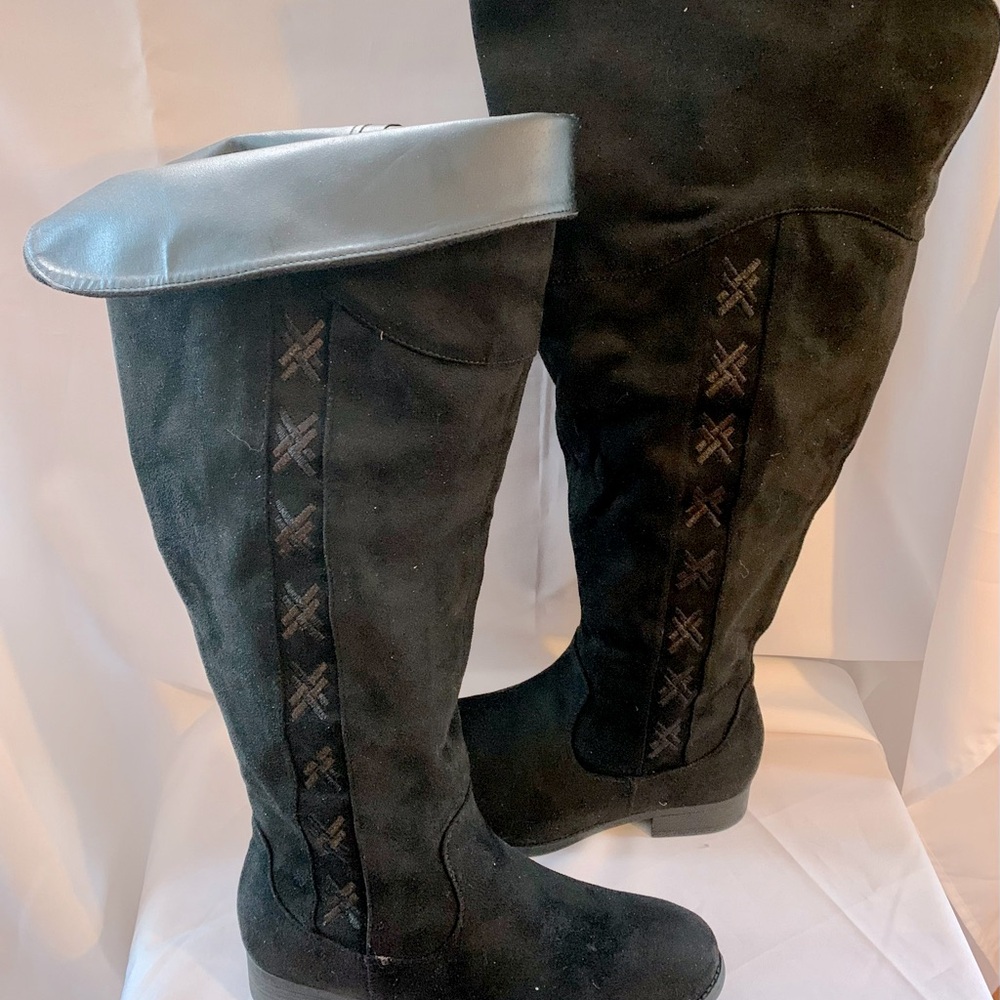 CLOUDWALKERS “Nadia” NWB tall & wide calf black fashion boots - Picture 4 of 8